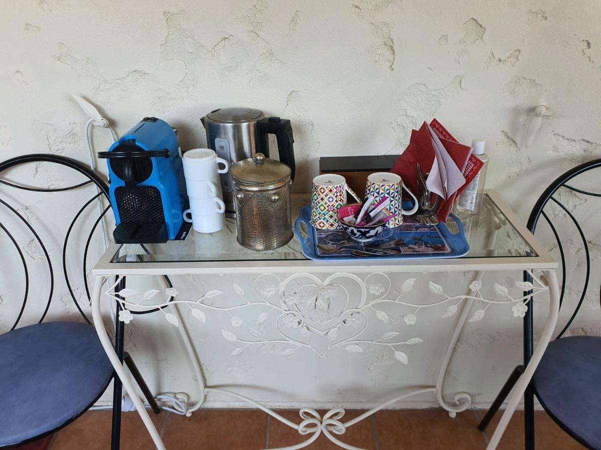 Le Petit Manoir Bed and Breakfast Vaux-sur-Mer Εξωτερικό φωτογραφία