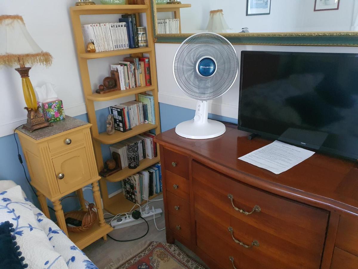 Le Petit Manoir Bed and Breakfast Vaux-sur-Mer Εξωτερικό φωτογραφία